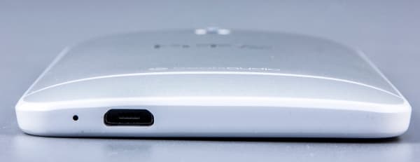 Обзор смартфона HTC One mini
