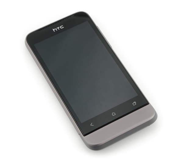 Обзор коммуникатора HTC One V