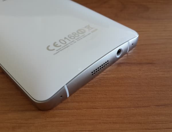 Обзор смартфона Huawei Ascend D2