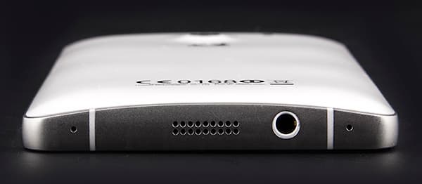 Обзор смартфона Huawei Ascend D2