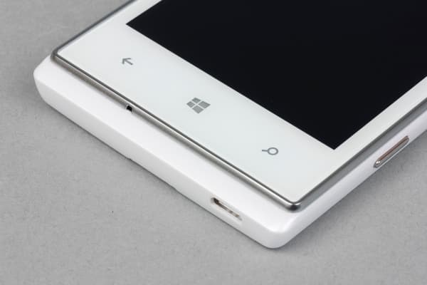 Обзор смартфона Huawei Ascend W1