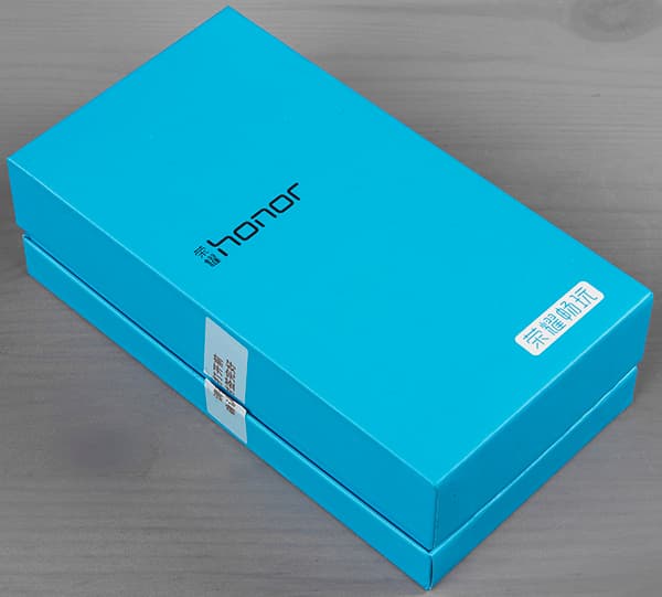 Упаковка Honor Play 4X