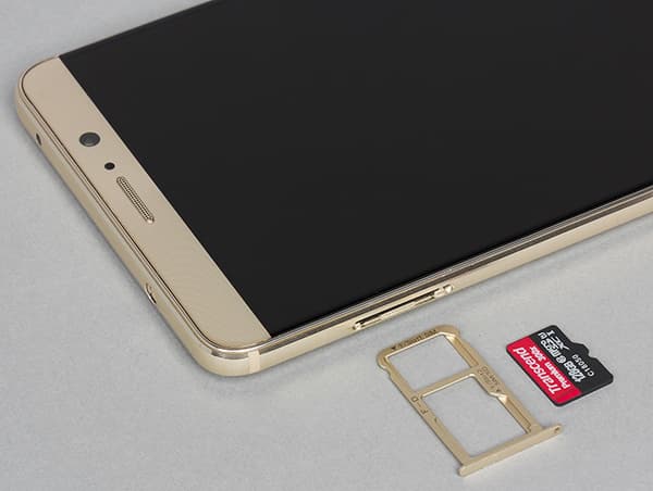 Смартфон Huawei Mate 9 (MHA-L29)