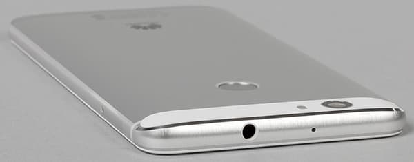 Смартфон Huawei Nova