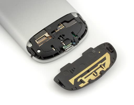 Обзор Huawei Vision. Отсек SIM карты и карты памяти, нижняя крышка