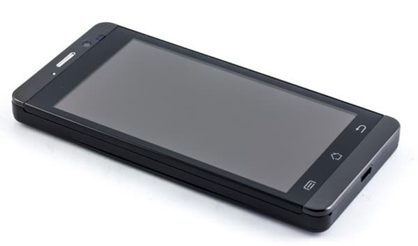 Обзор Jiayu G3. Внешний вид коммуникатора