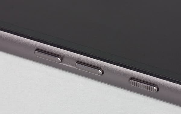 Обзор смартфона Moto Z2 Play