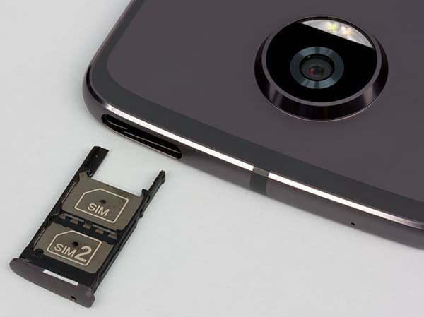 Обзор смартфона Moto Z2 Play