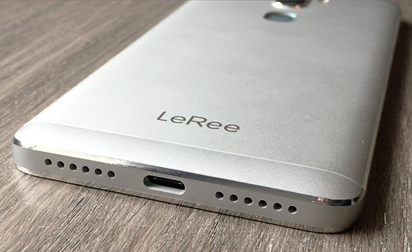 Российская презентация LeRee Le 3