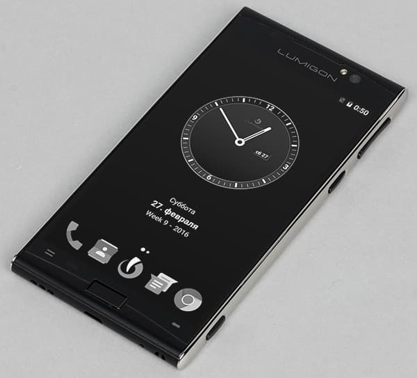 Смартфон Lumigon T3