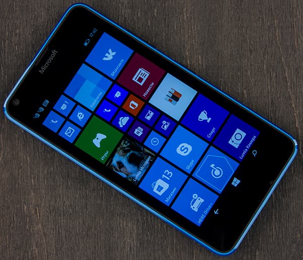 Внешний вид Microsoft Lumia 640