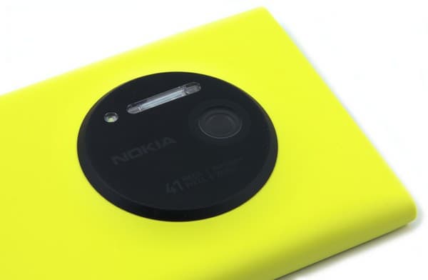 Внешний вид Nokia Lumia 1020