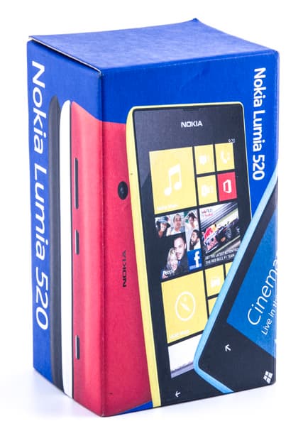 Упаковка Nokia Lumia 520