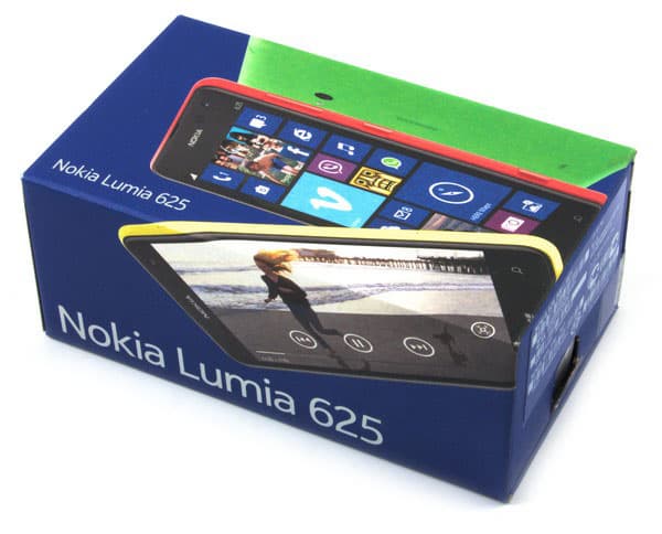 Упаковка Nokia Lumia 625