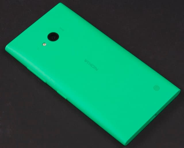 Внешний вид Nokia Lumia 735