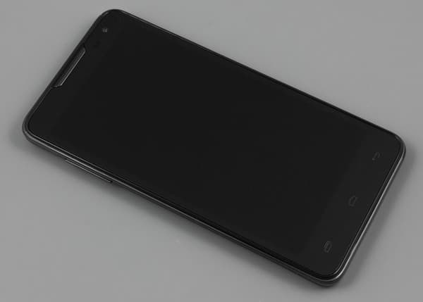 Внешний вид Prestigio MultiPhone PAP5044 Duo