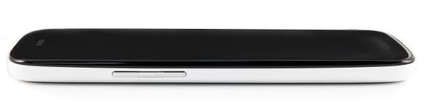 Обзор Sharp Aquos Phone SH930W