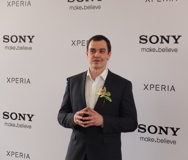 Cмартфоны Xperia SP и Xperia L