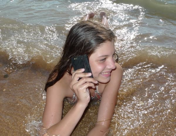 Обзор коммуникатора Sony Xperia go