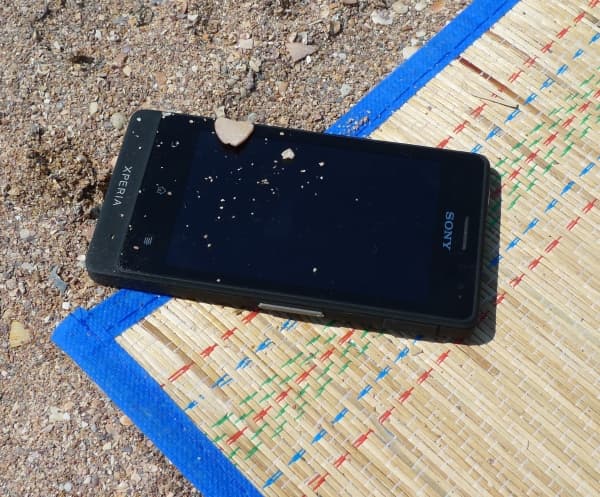 Обзор коммуникатора Sony Xperia go