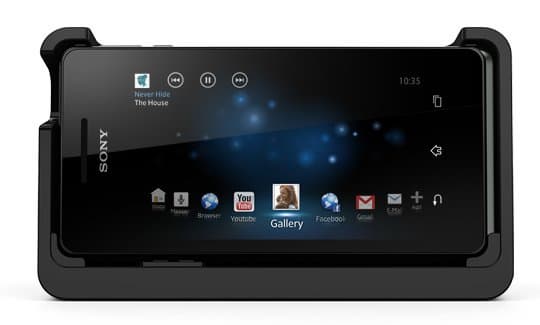 обзор смартфона Sony Xperia V