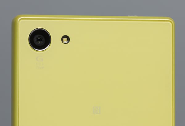 смартфон Sony Xperia Z5 Compact