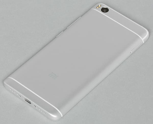 Смартфон Xiaomi Mi 5s