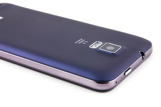 Обзор ZTE V880G. Камера коммуникатора