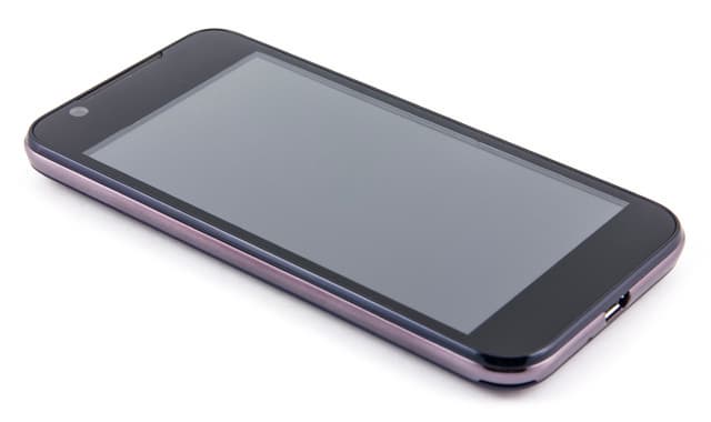 Обзор ZTE V880G. Внешний вид коммуникатора