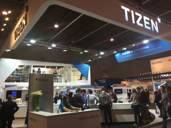 Стенд Tizen на Mobile World Congress 2015