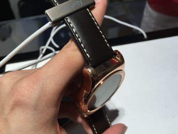 LG G Watch Urbane на Mobile World Congress 2015