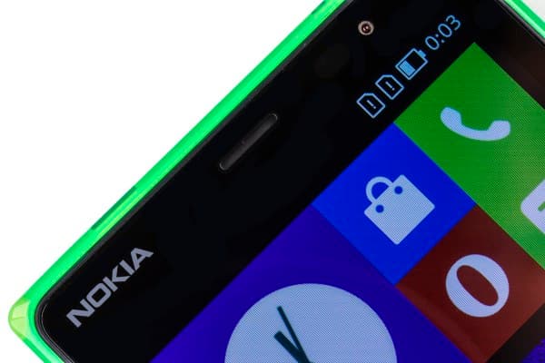 Коробка смартфона Nokia X2