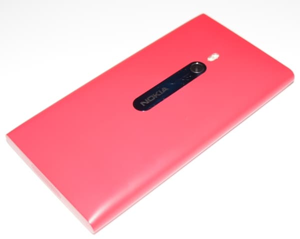 Nokia Lumia 800, задняя панель Nokia Lumia 800, задняя панель