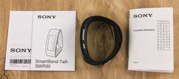 Умный браслет Sony SmartBand Talk SWR30