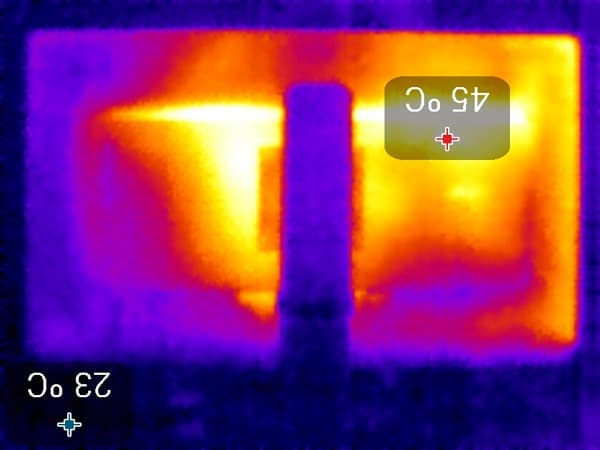 ЖК-монитор AOC U2868PQU. Нагрев задней панели