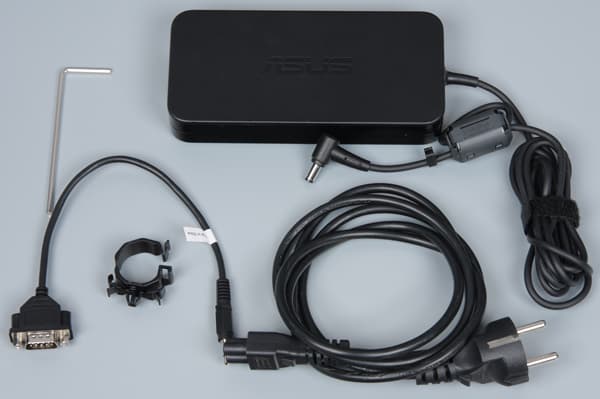 ЖК-монитор Asus PQ321QE, разъемы