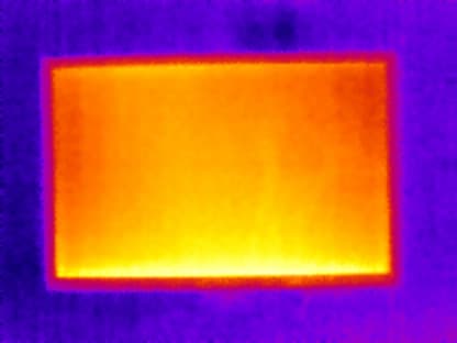 ЖК-монитор BenQ PG2401PT. Нагрев спереди