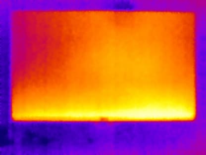 ЖК-монитор Dell UltraSharp U2715H. Нагрев спереди