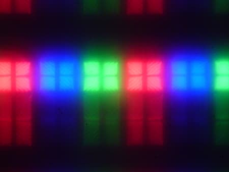 ЖК-монитор Samsung C24FG70FQI, Микрофотографии матрицы