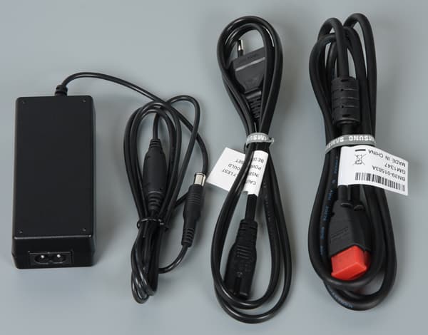 ЖК-монитор Samsung S24D390HL, адаптер питания