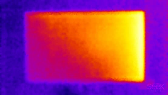 ЖК-монитор ViewSonic VX2757-mhd. Нагрев спереди