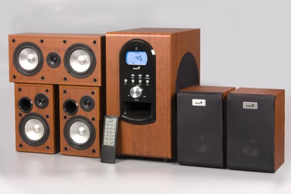 Внешний вид Genius SW-HF5.1 6000