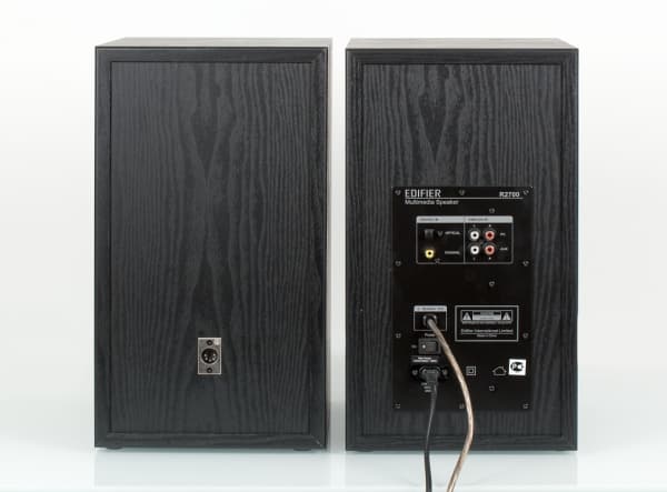 Внешний вид Edifier R2700