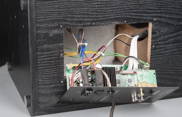 Edifier R2800: вид изнутри