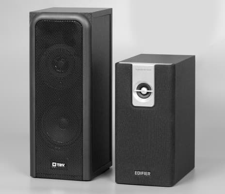 Участники обзора Edifier HCS2330 и Thonet&Vander Ratsel