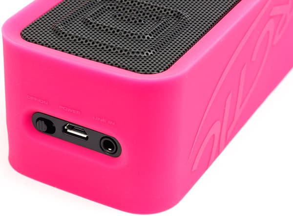 Дизайн портативной аудиосистемы Arctic S113BT