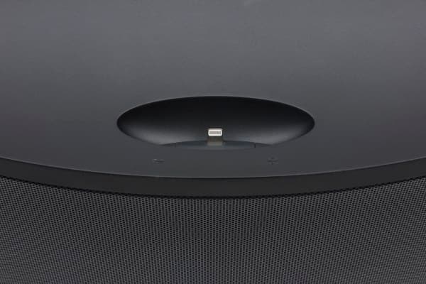 Дизайн беспроводной аудиосистемы Bowers & Wilkins Z2