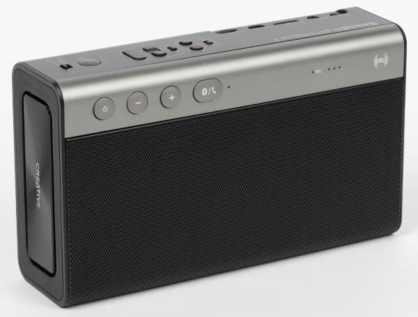 Дизайн колонки Creative Sound Blaster Roar 2