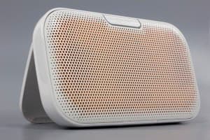 Дизайн колонки Denon Envaya