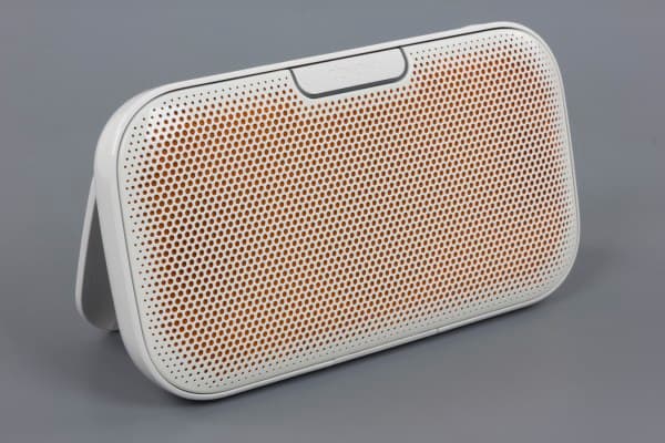 Дизайн колонки Denon Envaya